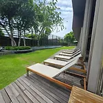 Baan Plai Haad, 2 Min Walk To Wong Amat อพาร์ทเม้น