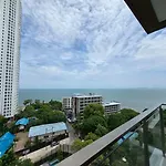อพาร์ทเม้น Baan Plai Haad, 2 Min Walk To Wong Amat *