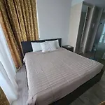 Baan Plai Haad, 2 Min Walk To Wong Amat อพาร์ทเม้น Pattaya