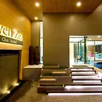 Seven Zea Chic Hotel