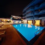 โรงแรม Nova Sea View