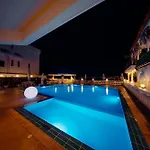 โรงแรม Nova Sea View Pattaya