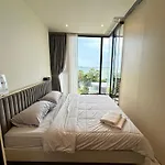 Arom Wongamat Luxury Boutique Beachfront In North Pattaya, 702 อพาร์ทเม้น *