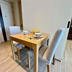 Arom Wongamat Luxury Boutique Beachfront In North Pattaya, 702 Pattaya
