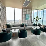 อพาร์ทเม้น Arom Wongamat Luxury Boutique Beachfront In North Pattaya, 702 *