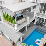 The Terrace Pratumnak 205