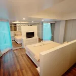 Nova Sea View โรงแรม 4*