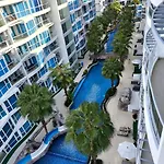 Grand Avenue 808e Soi Buakhaw 15 อพาร์ทเม้น Pattaya