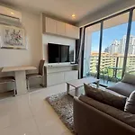 Cozy & Pra Tamnak Apartment Pattaya