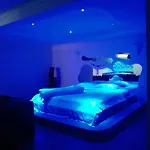 อพาร์ทเม้น 75 Sqm Type Jacuzzi 101a