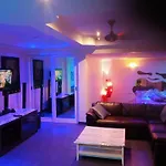 75 Sqm Type Jacuzzi 101a อพาร์ทเม้น *
