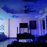 75 Sqm Type Jacuzzi 101a อพาร์ทเม้น *