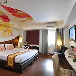 Hotel The Beverly