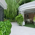 The Beverly Hotel 4*