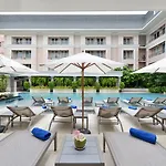 The Beverly 4*