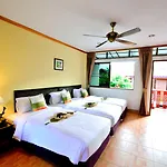 Avila 3*