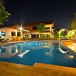 อวิลลา รีสอร์ต