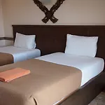 นาวิน แมนชั่น 2 Navin Mansion 2 Hotel 2*