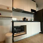 อพาร์ทเม้น Sea View 2 Bed Unit