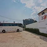Hotel The Zen