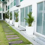 Cozy Resort, A Boutique Hotel