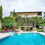 Asleep By Lantana Hostel Pattaya