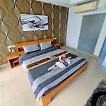 Cozy Resort, A Boutique
