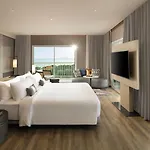 Cross Pratamnak โรงแรม Pattaya