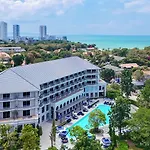 Cross Pattaya Pratamnak