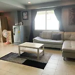 Happy Apple Guesthouse