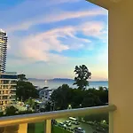 Sands Pattaya-seaview By The Apartment