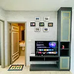 Apartment The Base Luxury By Numam *