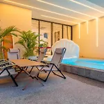 Hiii Aura Pool