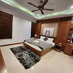 Ketki Luxury Pool Villa Seaflare Pattaya