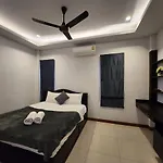Ketki Luxury Pool Villa Seaflare Pattaya