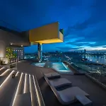 Edge - High Floor Sea View With Rooftop Pool