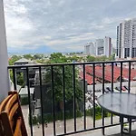 中心海新公寓烟花节日度假