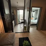 22a芭提雅市中心繁华街道 单卧室 高速网络 网红无边泳池 Pattaya