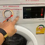 芭提雅中天维塔拉奢华黄金风格酒店公寓中天汽车站旁边 อพาร์ทเม้น