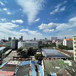 芭提雅市中心度假公寓 The Base预定 免费游泳池健身房 生活购物便利a-7 อพาร์ทเม้น Pattaya