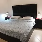 Executive Residence 2