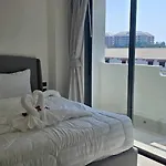 1br In Center *