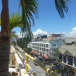 Dacha Beach Aparthotel 2*