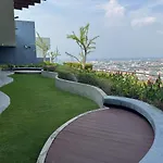 อพาร์ทเม้น Supalai Select Pool
