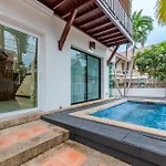 Thai Home 3B Pool Villa Near Hollywood