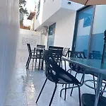บ้านพัก Modern Pool 5 Minutes To Walking Street & *