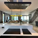 1600M Nearly Pattaya Beach Walkstreet Elevator Villa