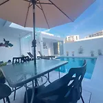 Modern Pool 5 Minutes To Walking Street & บ้านพัก