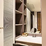 วิลล่า Modern 4br Pool In Good Location