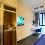 Modern 4br Pool In Good Location Pattaya